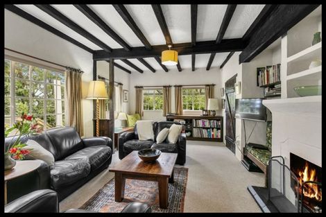 Photo of property in 42 Nicholson Road, Khandallah, Wellington, 6035