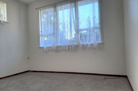 Photo of property in 24 Dellwood Avenue, Henderson, Auckland, 0612