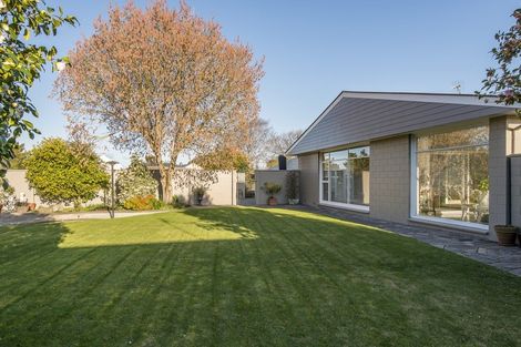 Photo of property in 214 Grahams Road, Burnside, Christchurch, 8053