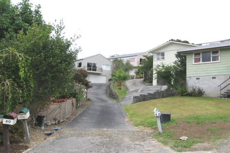 Photo of property in 2/42 Sequoia Place, Sunnynook, Auckland, 0620