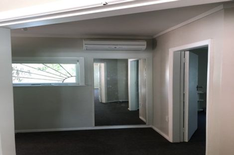 Photo of property in 11 Lancaster Street, Karori, Wellington, 6012