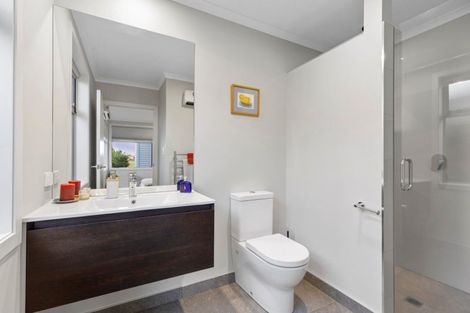 Photo of property in 56 Cassinia Close, Papamoa Beach, Papamoa, 3118