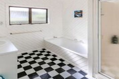 Photo of property in 26 Mclaren Place, Chedworth, Hamilton, 3210