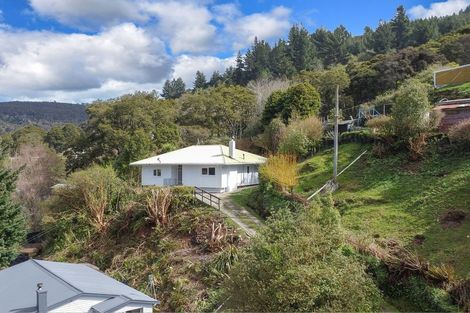 Photo of property in 11 Morepork Lane, Waipori Falls, Outram, 9073