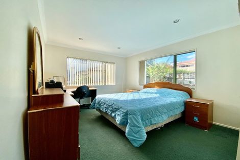 Photo of property in 7 Sesame Grove, Goodwood Heights, Auckland, 2105