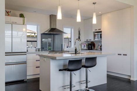 Photo of property in 2 Morocco Terrace, Kelvin Grove, Palmerston North, 4414