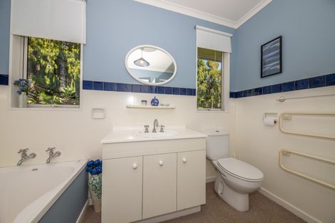 Photo of property in 17 Fairburn Place, Charleston, Cape Foulwind, 7892