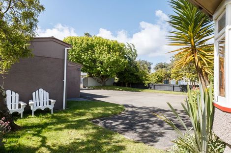 Photo of property in 231 College Street, West End, Palmerston North, 4412