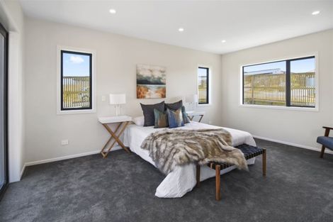 Photo of property in 1 Waikaka Place, Rototuna North, Hamilton, 3210