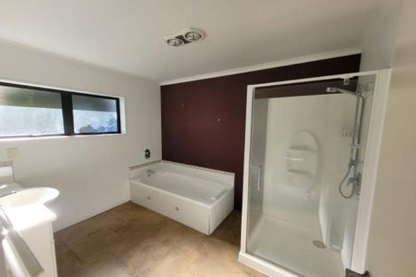 Photo of property in 15a Marchant Place, Westown, New Plymouth, 4310