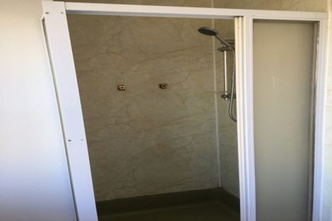 Photo of property in 16 Linley Place, Hillcrest, Auckland, 0627