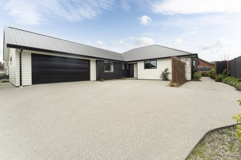 Photo of property in 114 Stalker Road, Lower Shotover, Queenstown, 9304