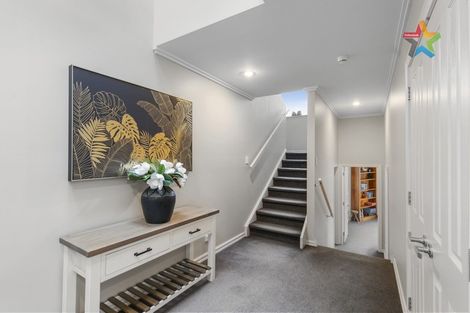 Photo of property in 47 Arahiwi Grove, Tirohanga, Lower Hutt, 5010