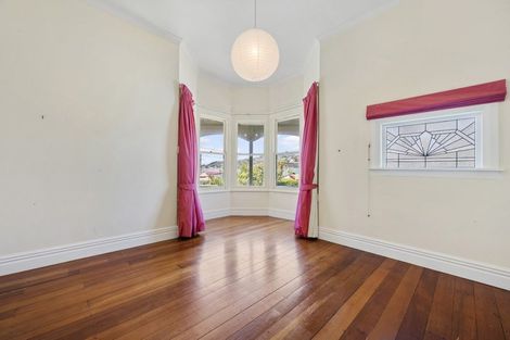 Photo of property in 176 Derwent Street, Island Bay, Wellington, 6023