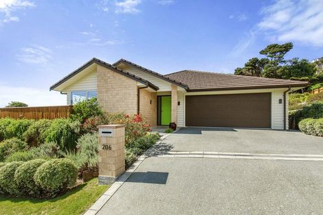 Photo of property in 206 Navigation Drive, Whitby, Porirua, 5024