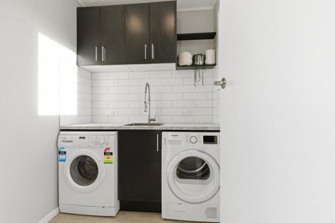 Photo of property in 37 Concord Avenue, Mount Maunganui, 3116