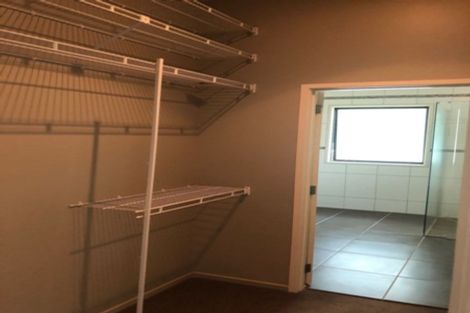 Photo of property in 52 Shelter Drive, Greenhithe, Auckland, 0632