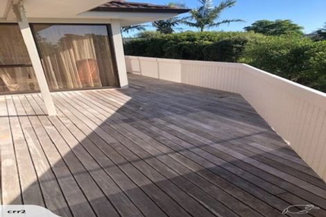 Photo of property in 10 Wilmington Place, Forrest Hill, Auckland, 0620