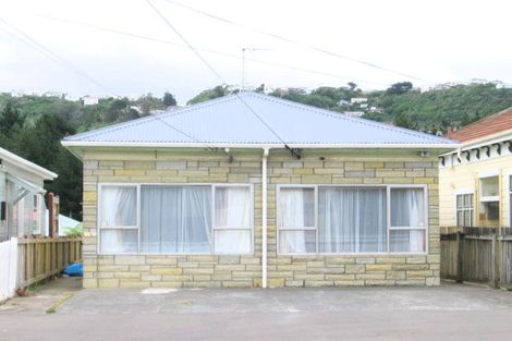 Photo of property in 556 Adelaide Road, Berhampore, Wellington, 6023