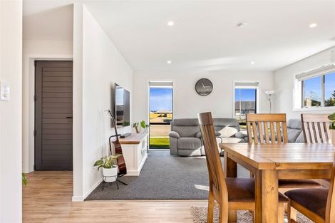 Photo of property in 10 Wykes Place, Amberley, 7410