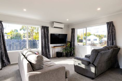 Photo of property in 17 Taksan Place, Pukete, Hamilton, 3200