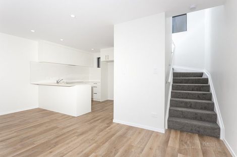 Photo of property in 13 Tokai Place, Glen Eden, 0602