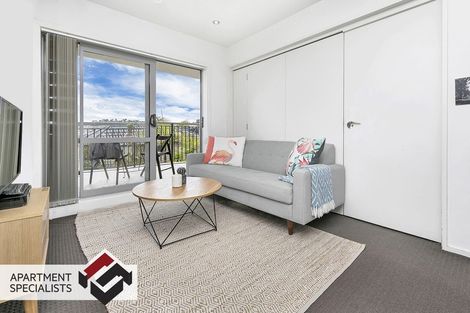Photo of property in 7e/60 Masons Road, Oteha, Auckland, 0632