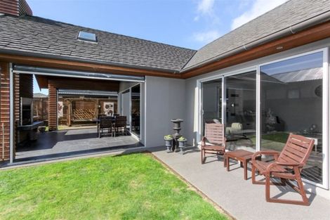 Photo of property in 7 St Andrews Parkway, Waiwhakaiho, New Plymouth, 4312