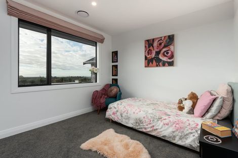 Photo of property in 2 Ekuarangi Place, Kaitake, New Plymouth, 4374