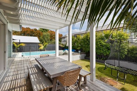 Photo of property in 10 Asquith Avenue, Mount Albert, Auckland, 1025