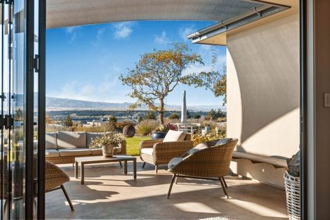 Photo of property in 10 Old Golf Course Road, Bridge Hill, Alexandra, 9320