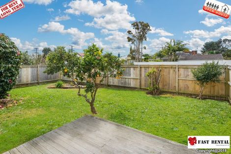 Photo of property in 1/20 Alma Road, Milford, Auckland, 0620