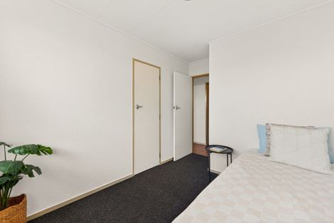 Photo of property in 5 Beaumont Place, Westbrook, Palmerston North, 4412