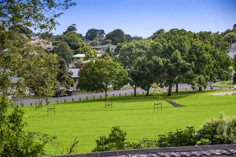 Photo of property in 1/30 Fraser Road, Narrow Neck, Auckland, 0624