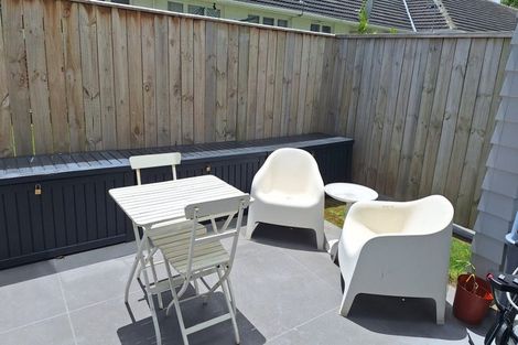 Photo of property in 44a Pine Avenue, Upper Hutt Central, Upper Hutt, 5018