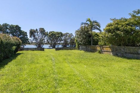 Photo of property in 7 Waione Avenue, Athenree, Waihi Beach, 3177