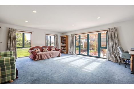 Photo of property in 20 Milesbrook Close, Rangiora, 7400