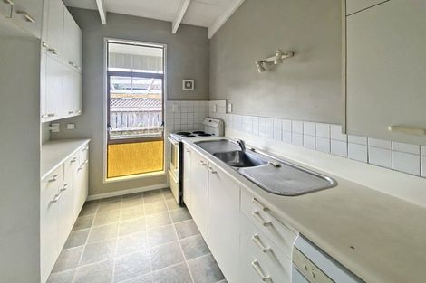 Photo of property in 2a Rawhiti Place, Saint Johns Hill, Whanganui, 4501