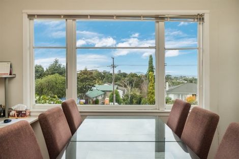 Photo of property in 1/3 Tui Glen Road, Birkenhead, Auckland, 0626