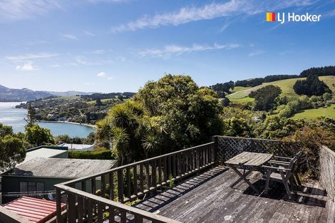 Photo of property in 1 Featherston Street, Macandrew Bay, Dunedin, 9014