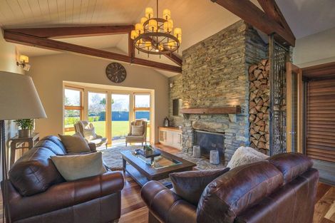 Photo of property in 8 Waimana Place, Wanaka, 9305