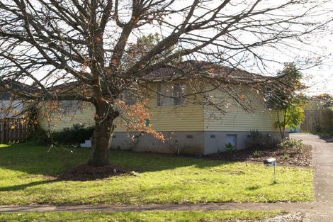Photo of property in 35 Kivell Close, Mangere East, Auckland, 2024