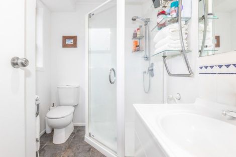 Photo of property in 18 Elizabeth Street, Pukerua Bay, 5026