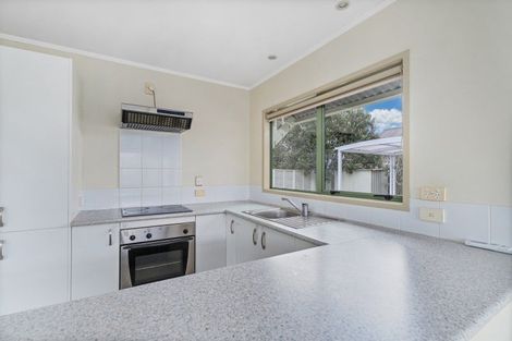 Photo of property in 11 Cholmondeley Crescent, Whitianga, 3510