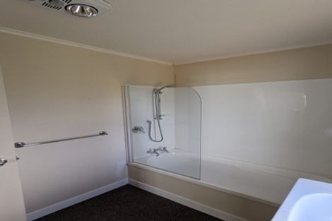 Photo of property in 8 Sussex Street, Levin, 5510