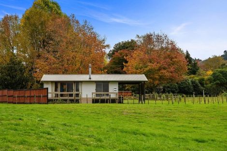 Photo of property in 28 Ward Road, Hamurana, 3097