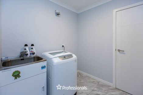 Photo of property in 10 Kerrigan Crescent, Wallaceville, Upper Hutt, 5018