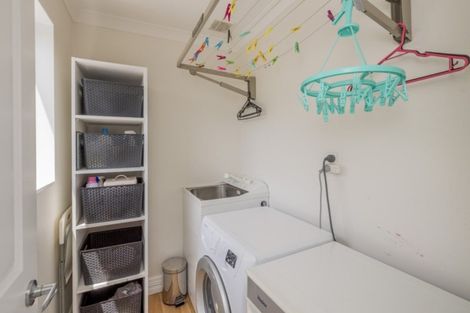 Photo of property in 73 Greenwood Boulevard, Otaki, 5512