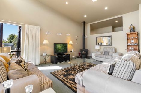 Photo of property in 10 Willow Grove, Tairua, 3508