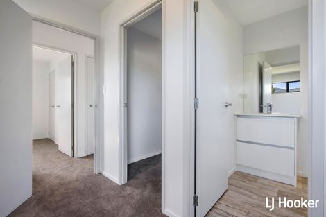 Photo of property in 46 Roberts Street, Tawa, Wellington, 5028